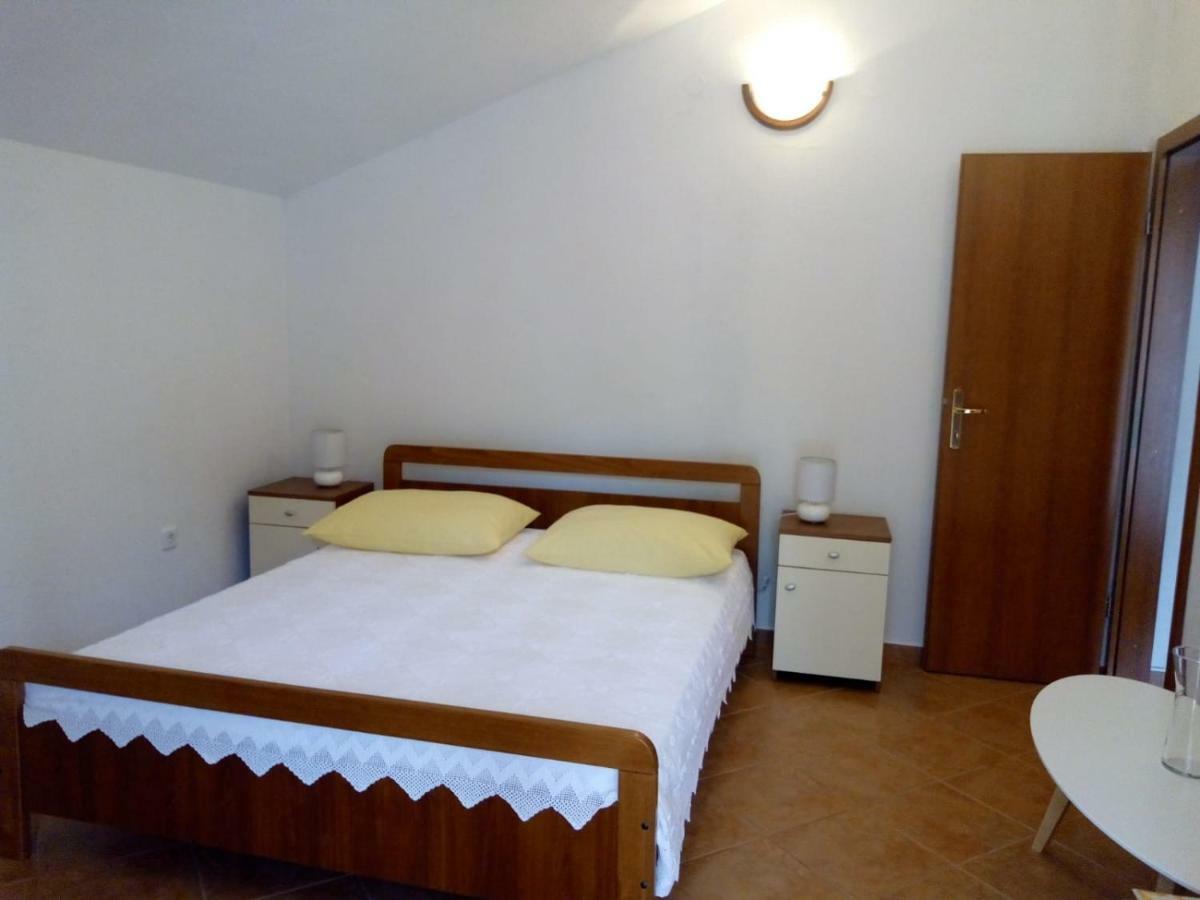 Apartment Zalo Donje Selo na Šolti Extérieur photo